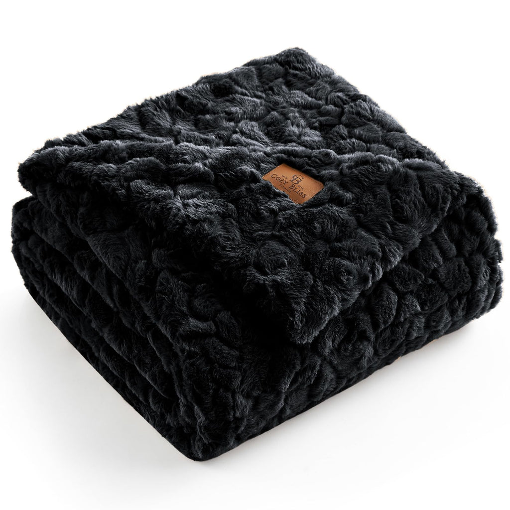 Reversible Plush Faux Fur Throw Blanket with Soft Textured Design