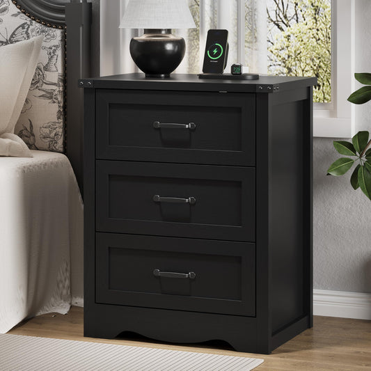 Xixini Nightstand with 3 Drawers