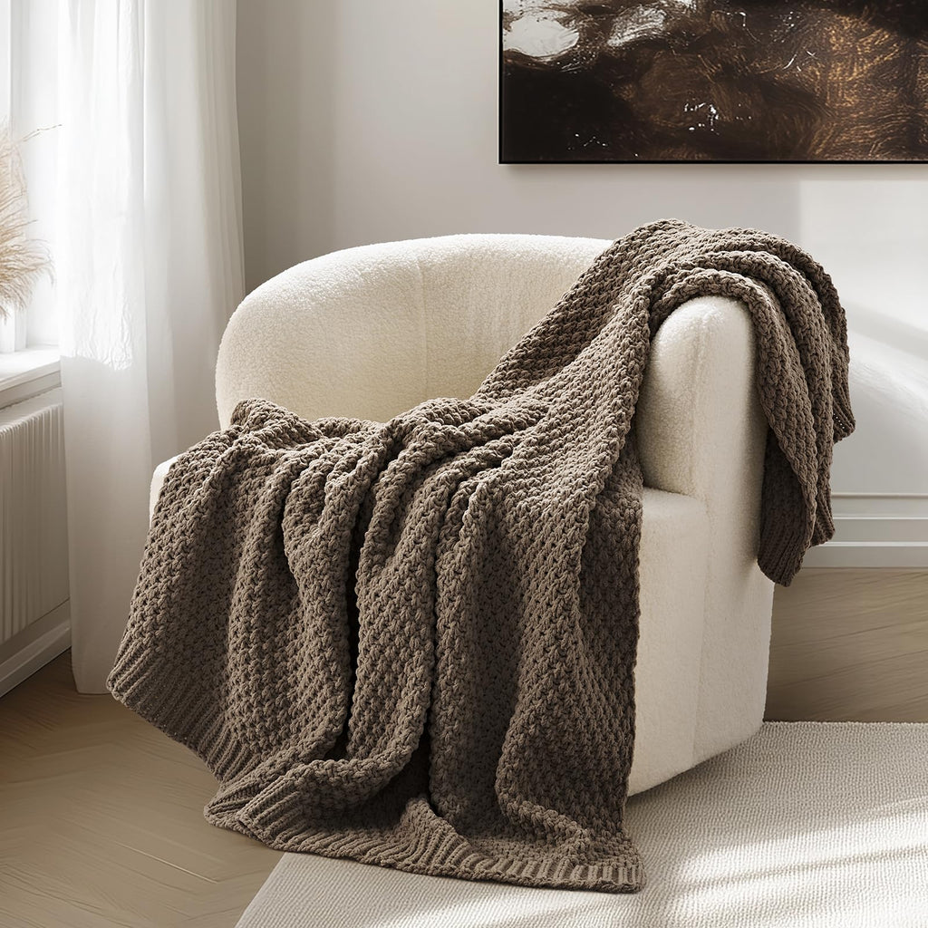 EVERGRACEHOME Chunky Chenille Throw Blankets