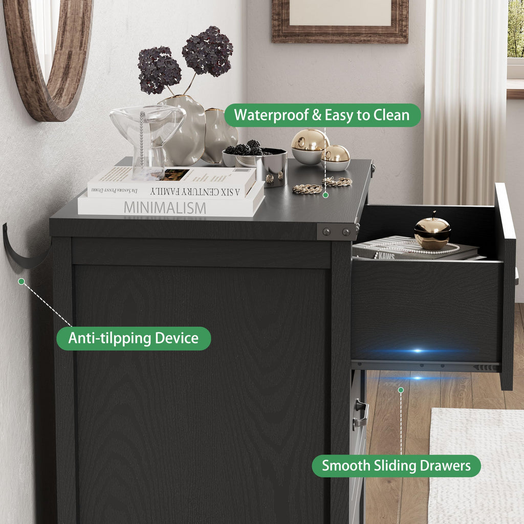 Xixini Nightstand with 3 Drawers