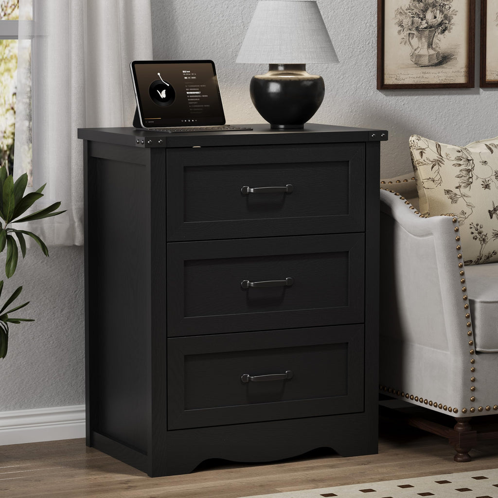 Xixini Nightstand with 3 Drawers